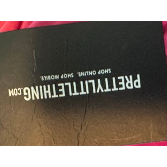 PrettyLittleThings pink cut out crop tank top size 6 - Picture 6 of 12